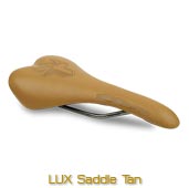 The product saddles Lux saddle Tan